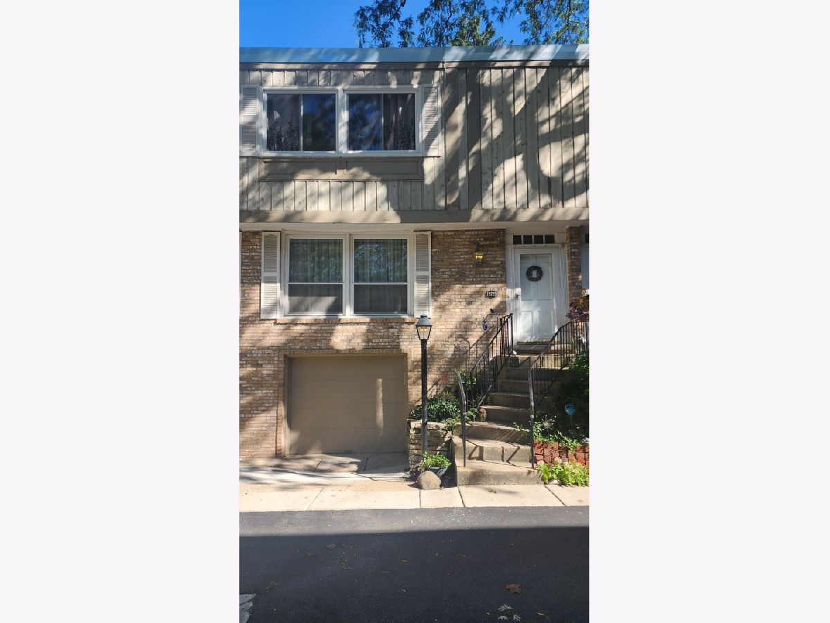 Townhomes Sold High Point Wilmette Illinois, 1922 Wilmette