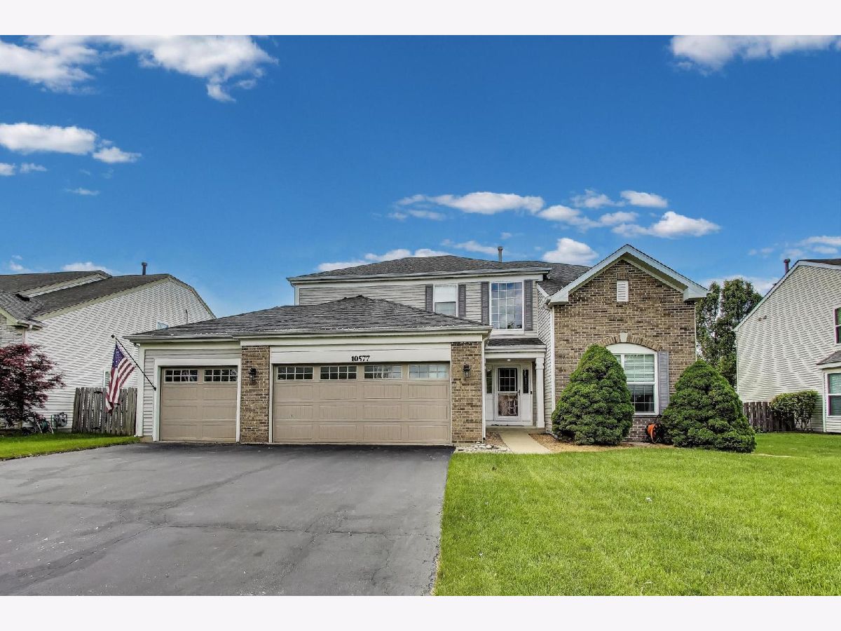 Homes & Townhomes Sold Wing Pointe Huntley Illinois, 10577 Great Plaines
