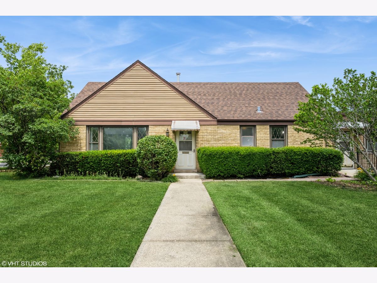  Sold Schiller Park Illinois, 4621 Scott