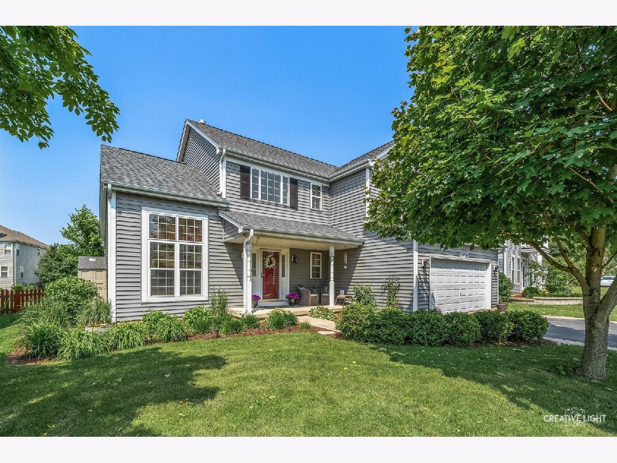Homes & Townhomes Sold Mill Creek Geneva Illinois, 39W382 Mallory