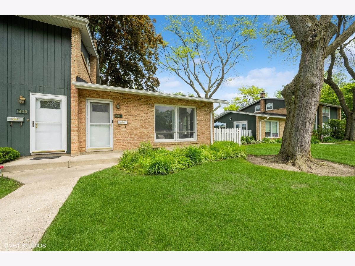  Rented Northfield Illinois, 1907 Willow Hill