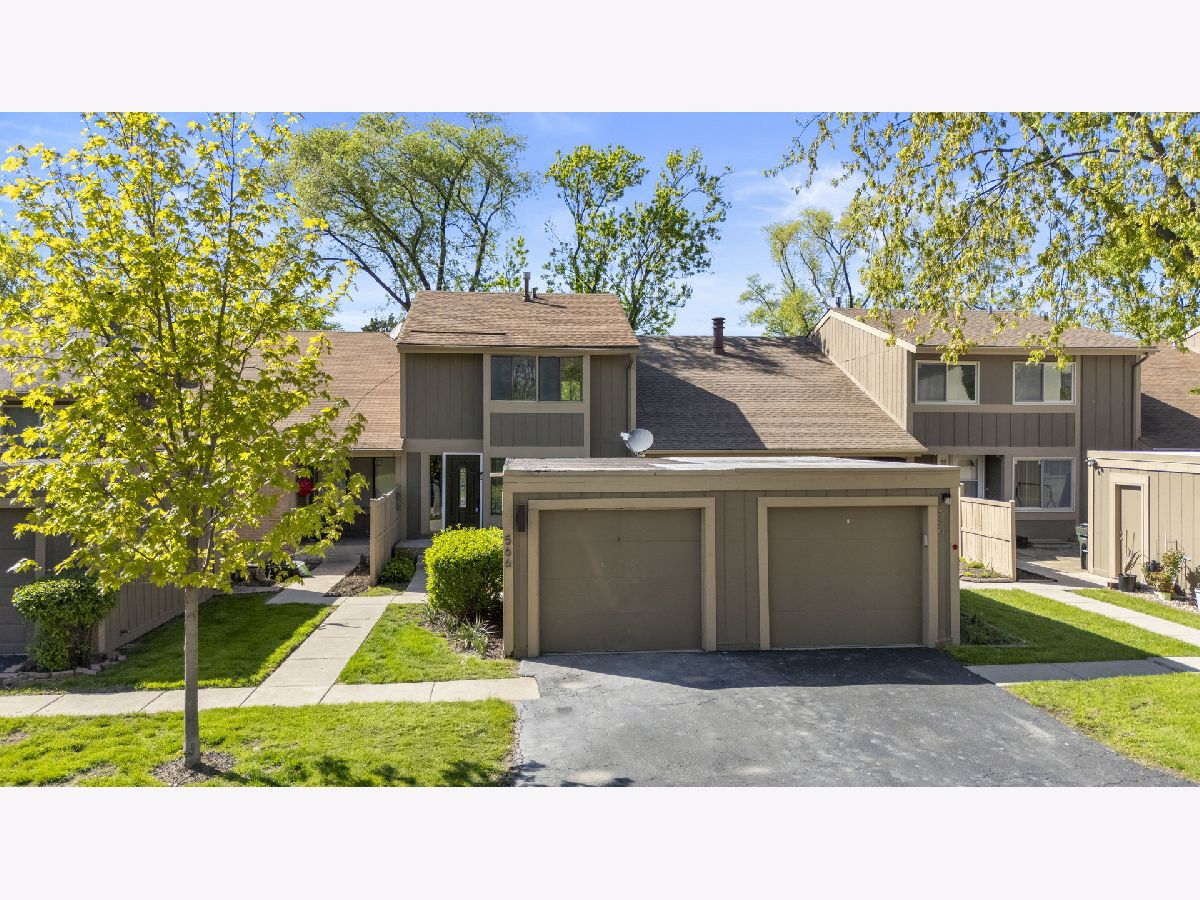 Townhomes & Condos & Homes Sold The Trails Roselle Illinois, 566 White Sands