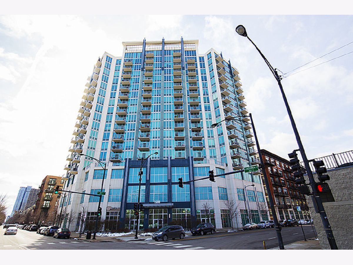 Condos & Townhomes Rented Museum Park Chicago Illinois, 1600 Indiana