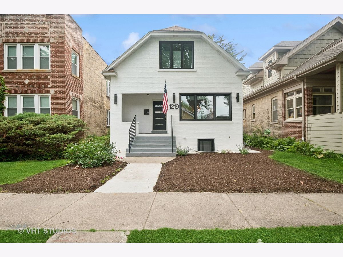  Rented Evanston Illinois, 1219 Dewey