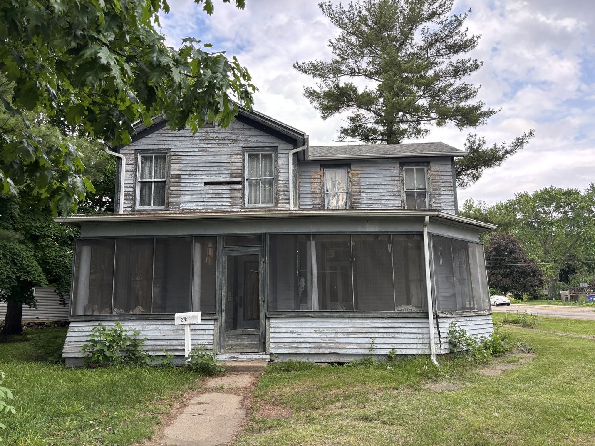  Sold Lacon Illinois, 218 Washington