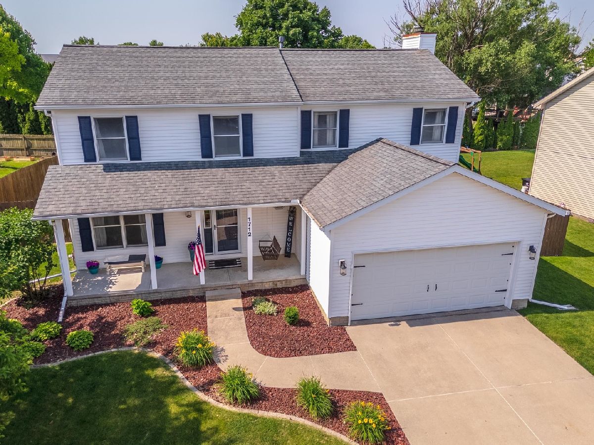 Condos & Townhomes & Homes Sold Midlands Bloomington Illinois, 1712 Royal Pointe