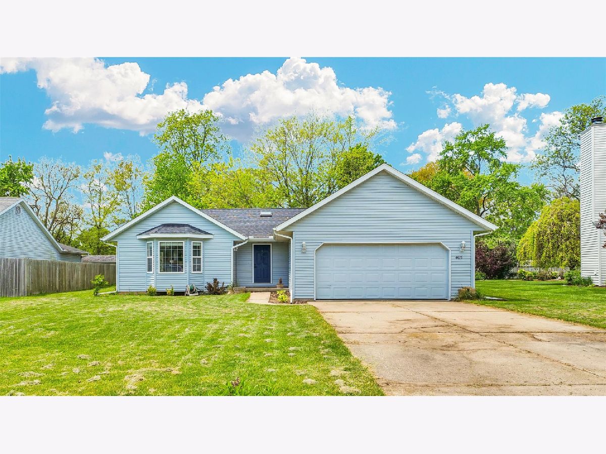  Rented Mahomet Illinois, 405 Ridge