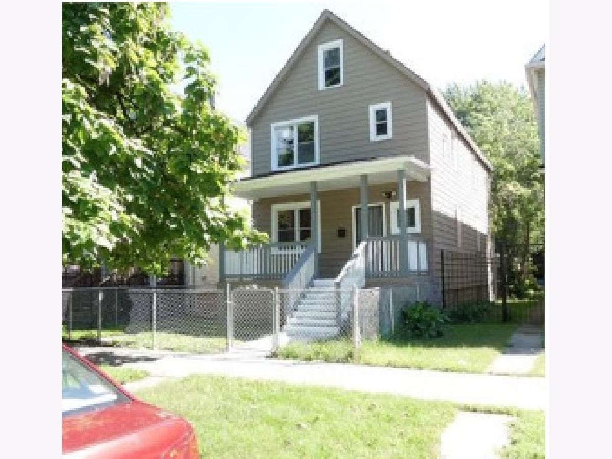 Rented Chicago Illinois, 8349 Colfax