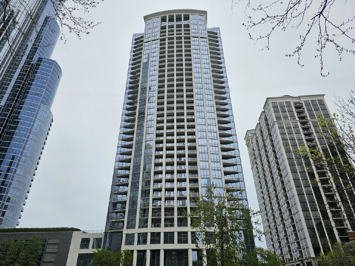 Condos & Townhomes Rented Museum Park Chicago Illinois, 1235 Prairie