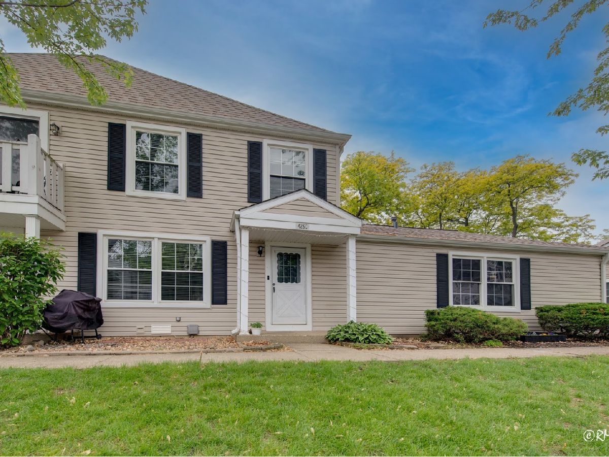 Townhomes & Condos Sold Cambria Glendale Heights Illinois, 426 James
