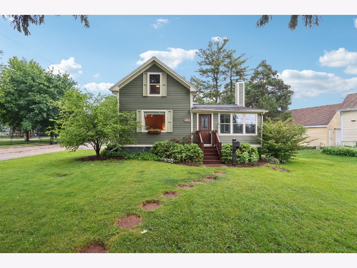  Sold East Dundee Illinois, 306 Water