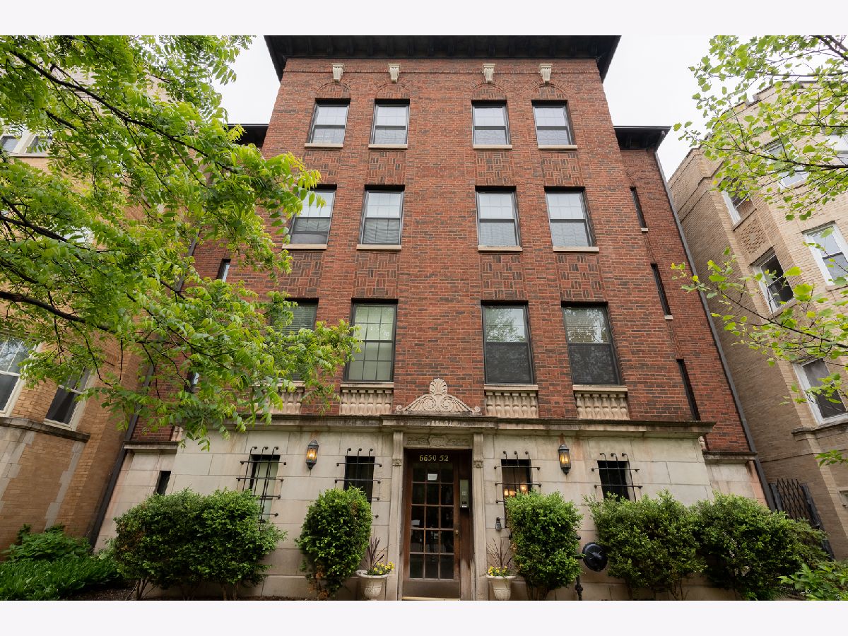 Condos & Townhomes Sold Glenwood Manor Chicago Illinois, 6652 Glenwood