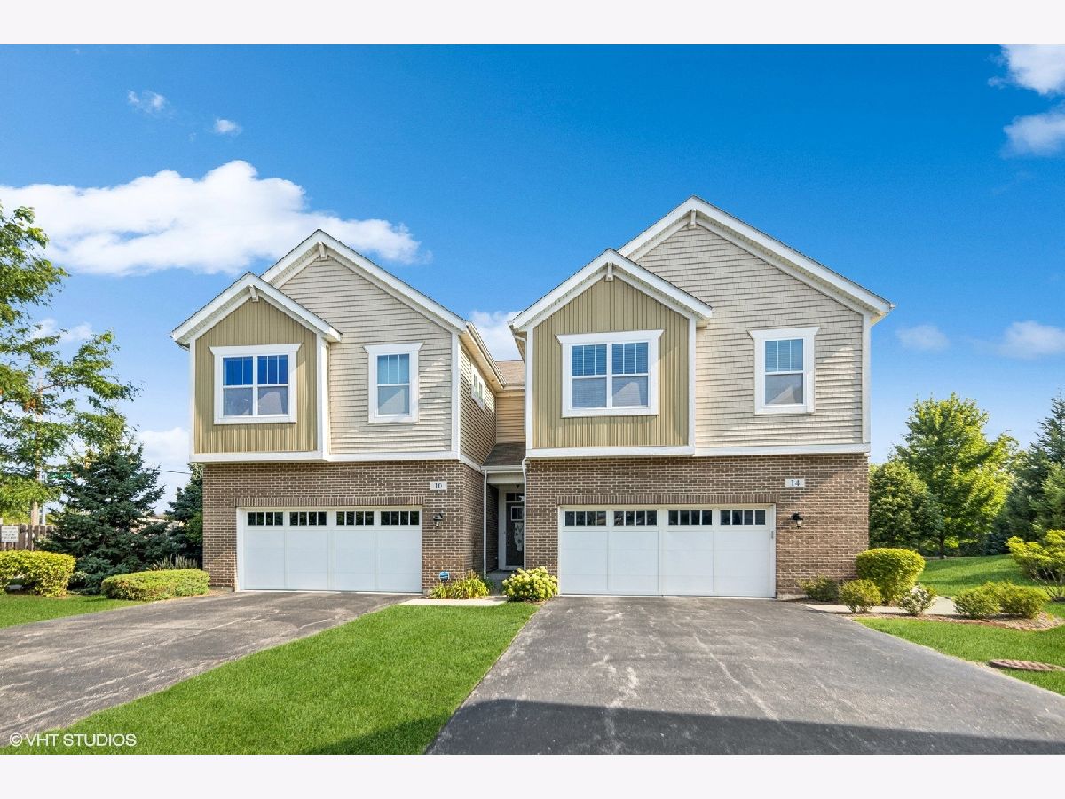 Townhomes Sold Lexington Hills Palatine Illinois, 14 Moseley