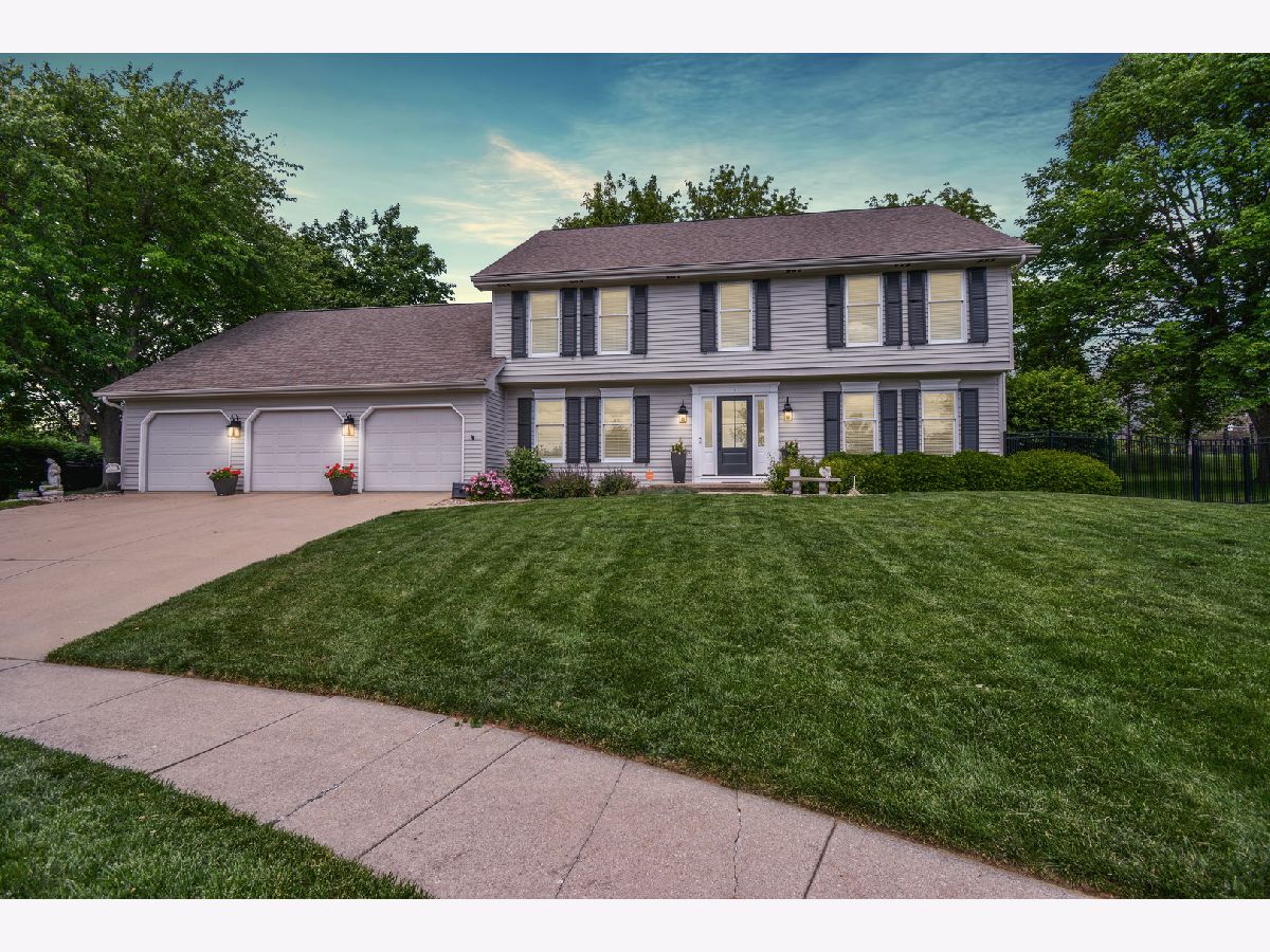  Sold Bloomington Illinois, 3 Wilshire