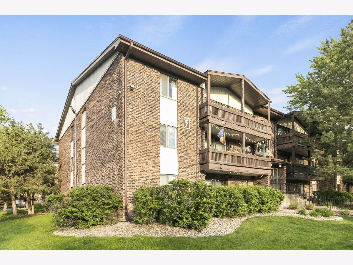Condominiums Sold Sandpiper South Crestwood Illinois, 14001 James