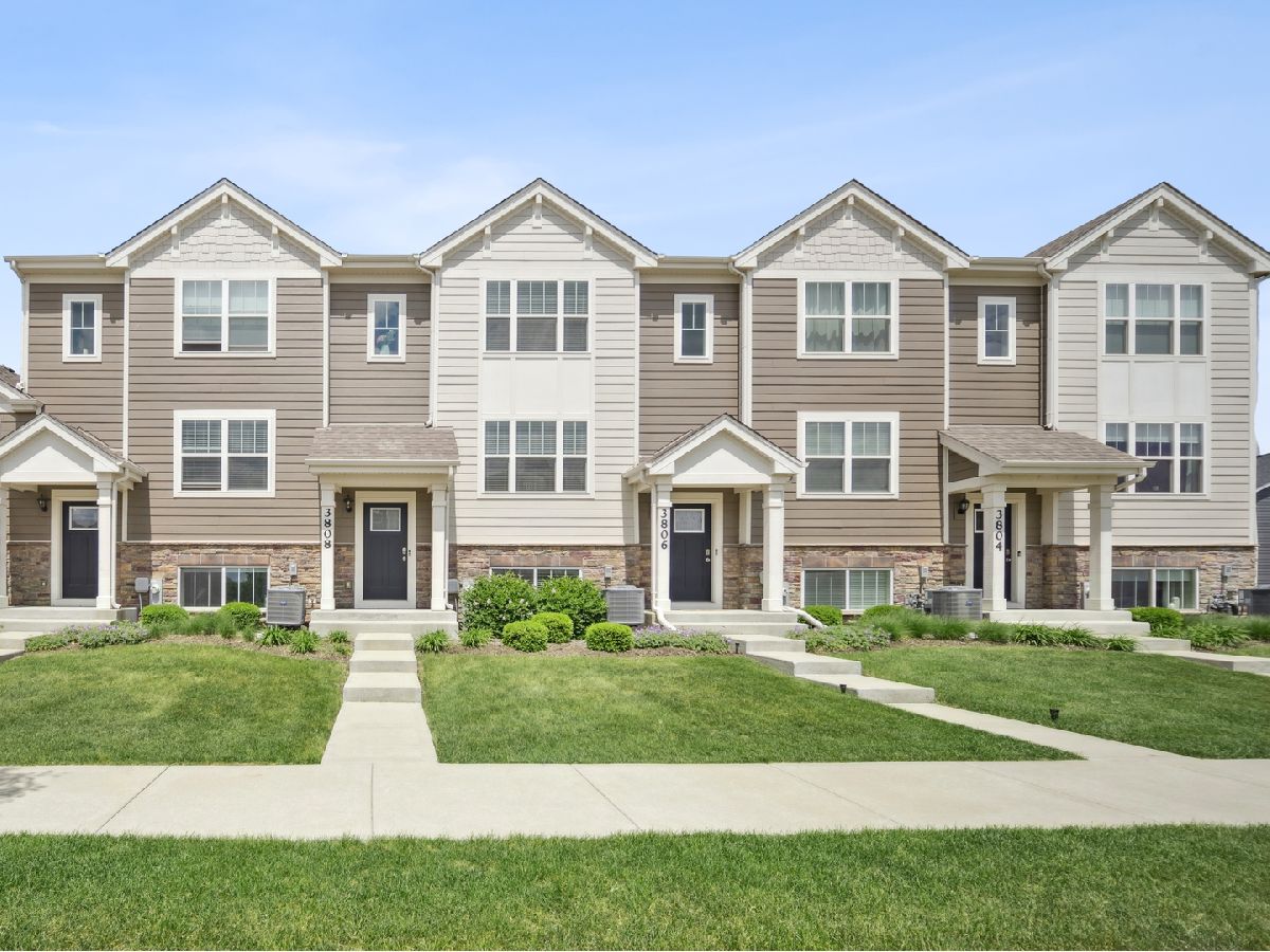 Homes & Townhomes Sold Tall Oaks Elgin Illinois, 3808 Honeysuckle
