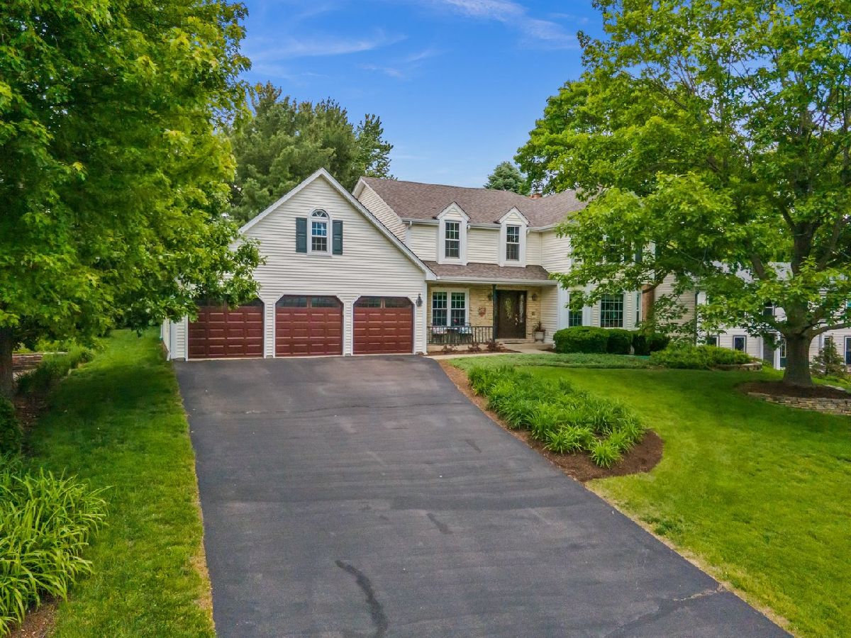 Homes & Townhomes Sold The Windings Of Ferson Creek St Charles Illinois, 5N647 Forest Glen