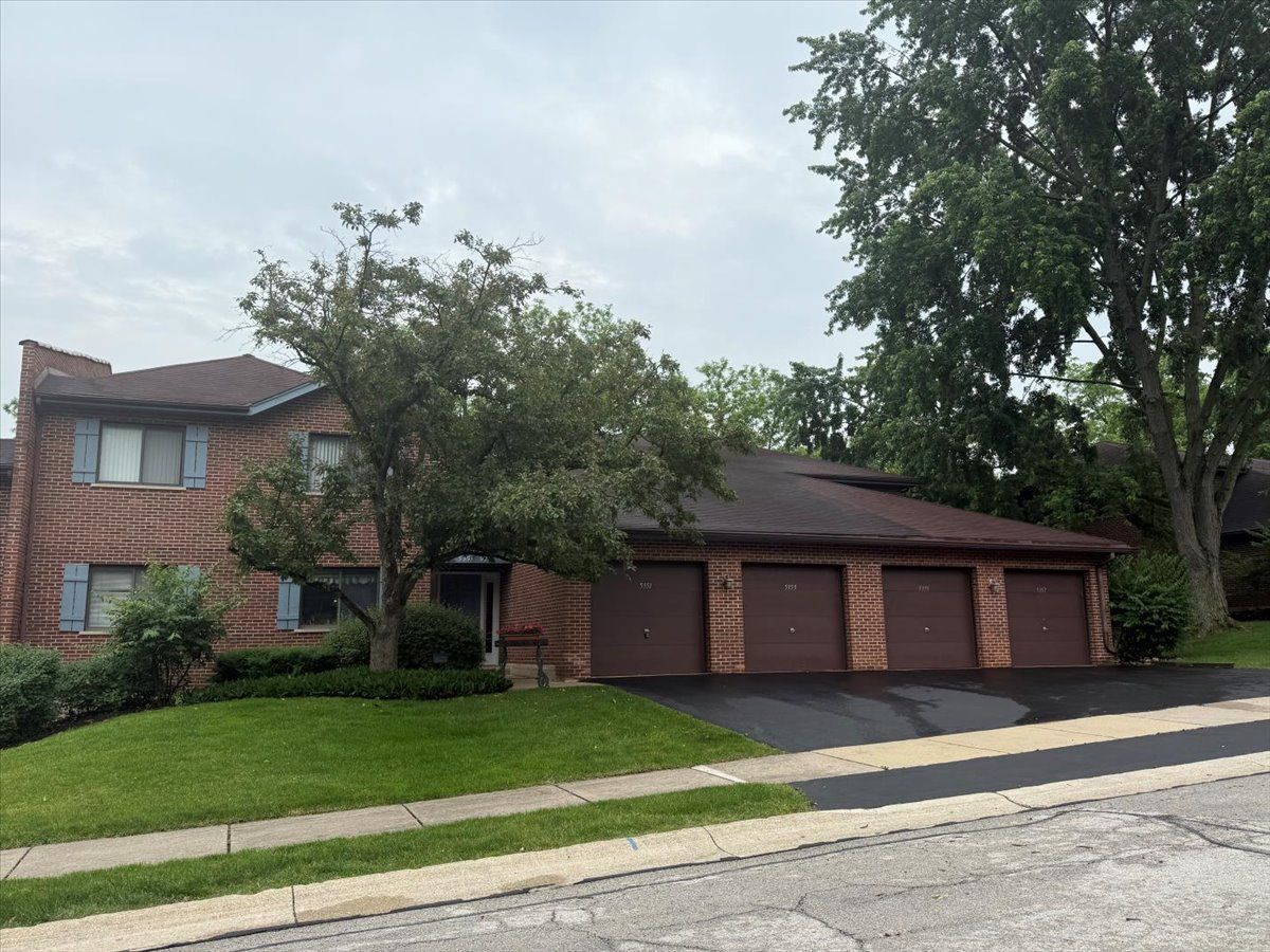  For Sale Lisle Illinois, 5355 Newport Drive