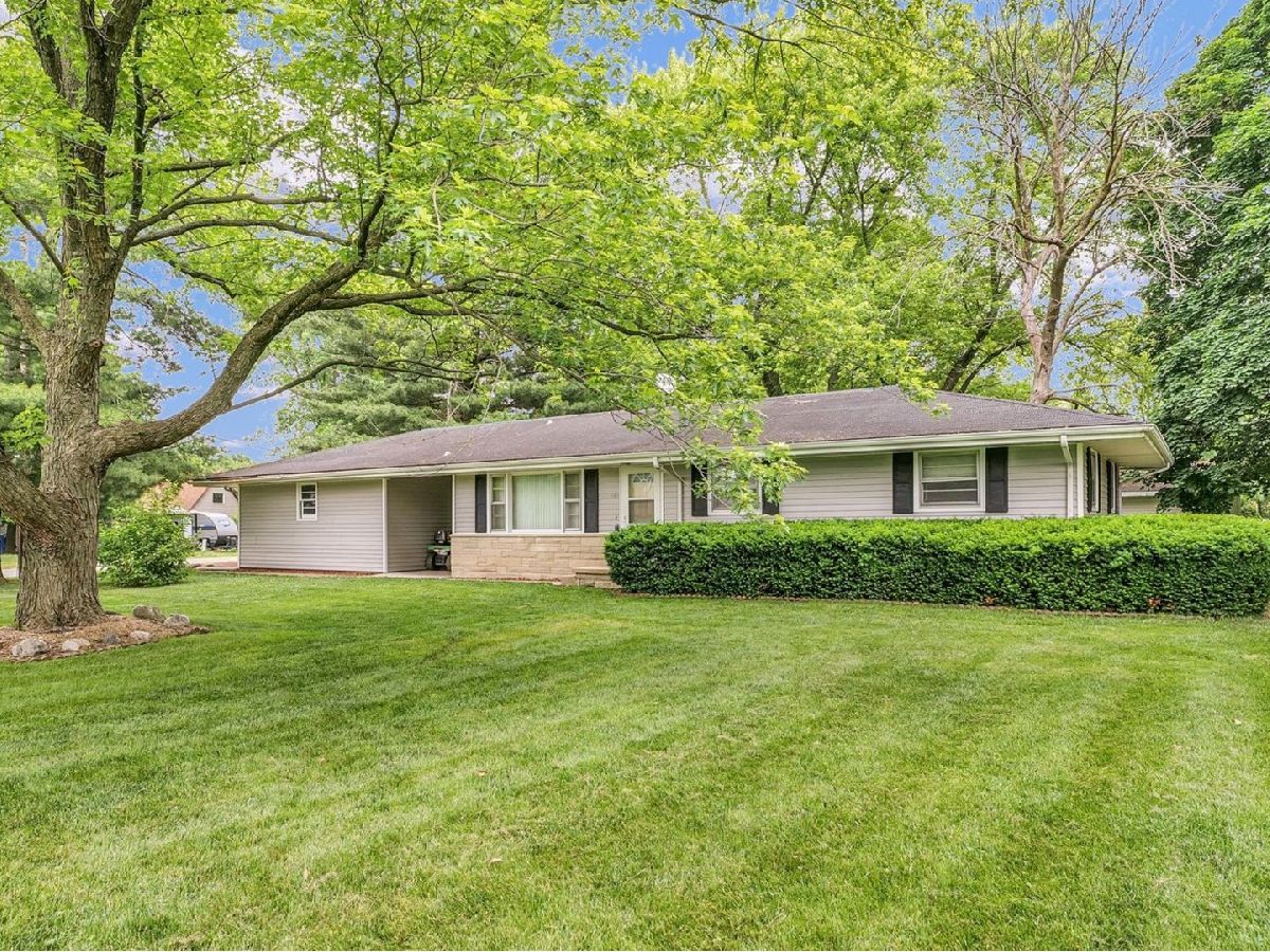  Sold Tolono Illinois, 202 Bourne