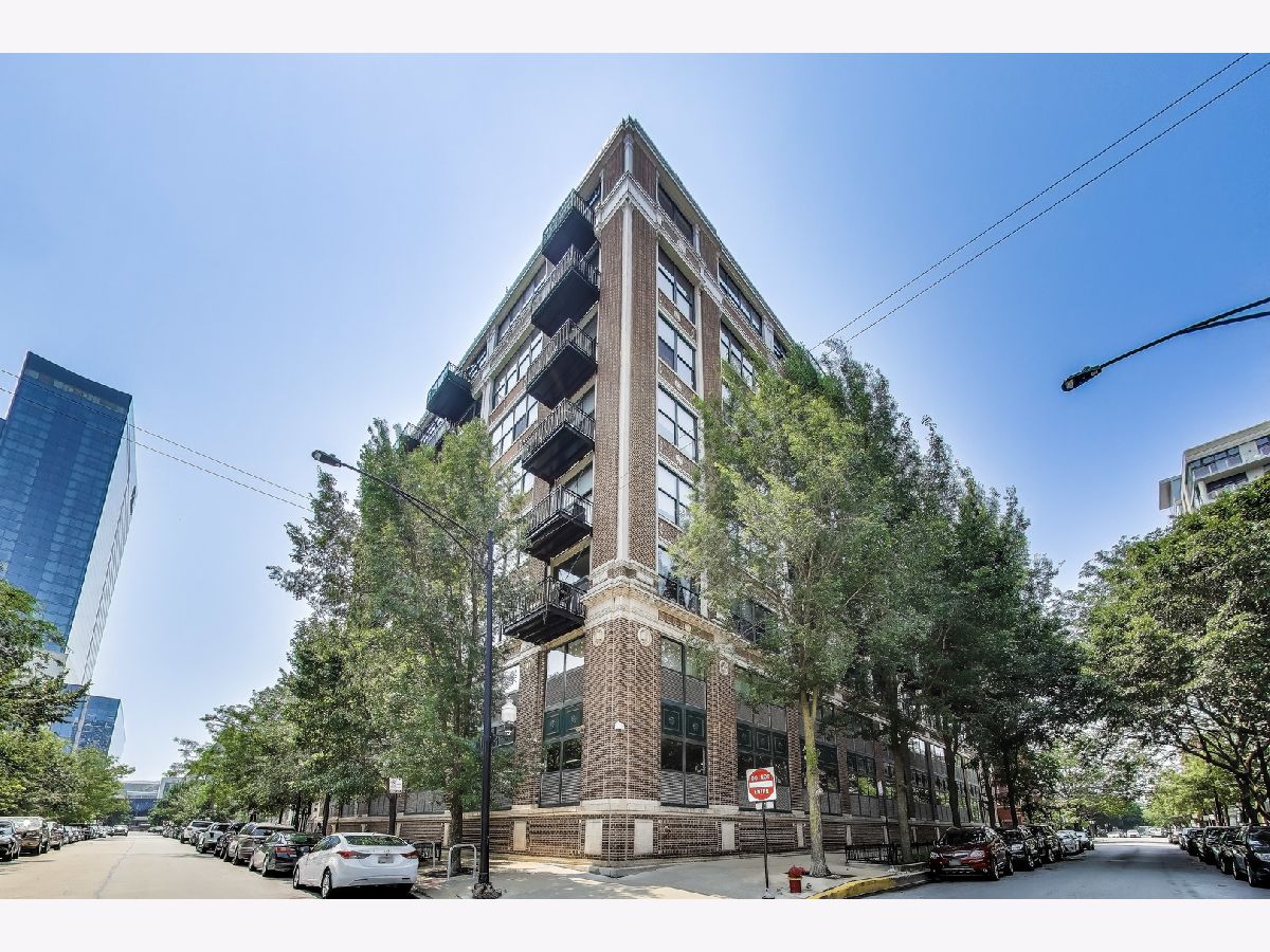  Sold Chicago Illinois, 221 Cullerton
