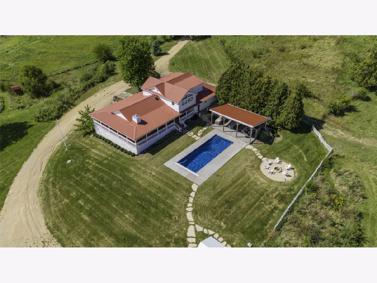 For Sale Elizabeth Illinois, 281 Snipe Hollow Road