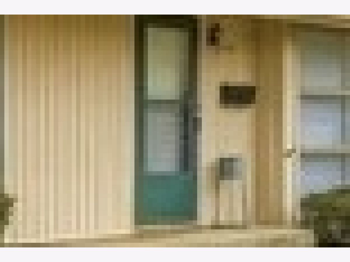 Townhomes Sold Bryton Square Libertyville Illinois, 920 Milwaukee