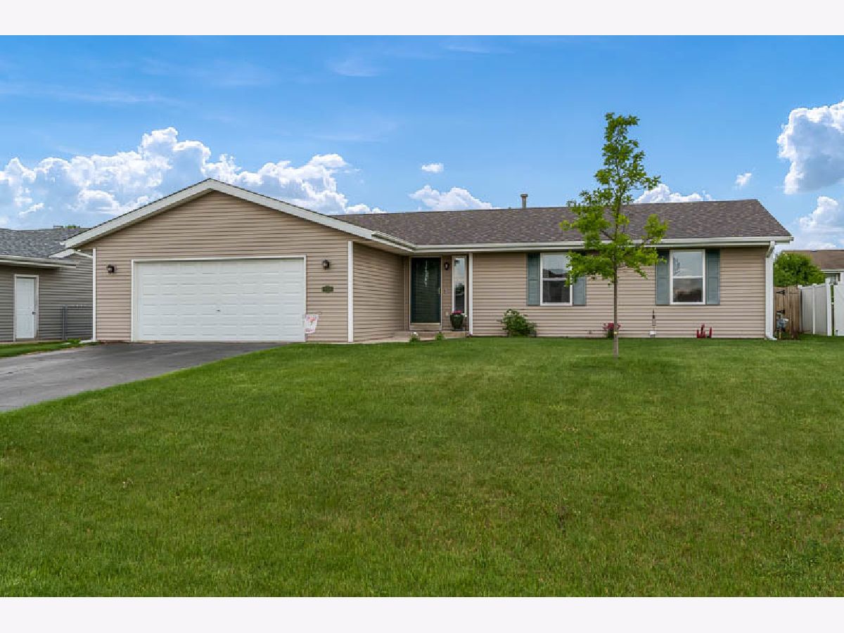  Sold South Beloit Illinois, 14836 Hunters