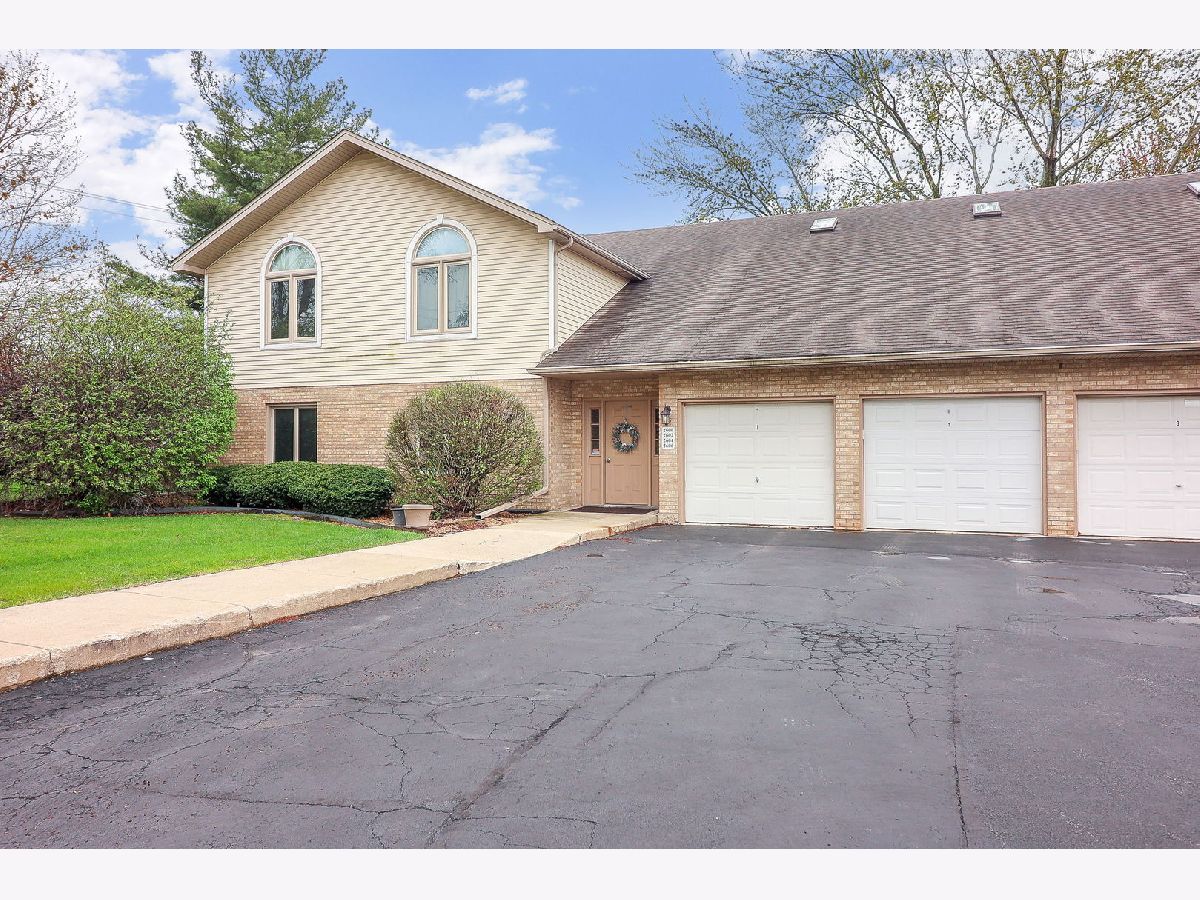 Condominiums Sold Golfview Estates Joliet Illinois, 2604 Crescenzo