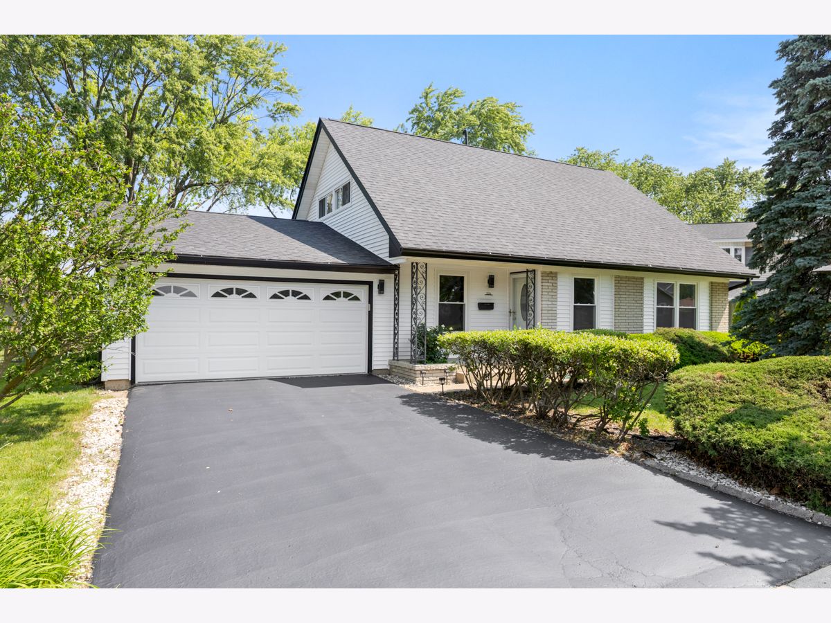 Homes Sold Centex Elk Grove Village Illinois, 326 Dorchester