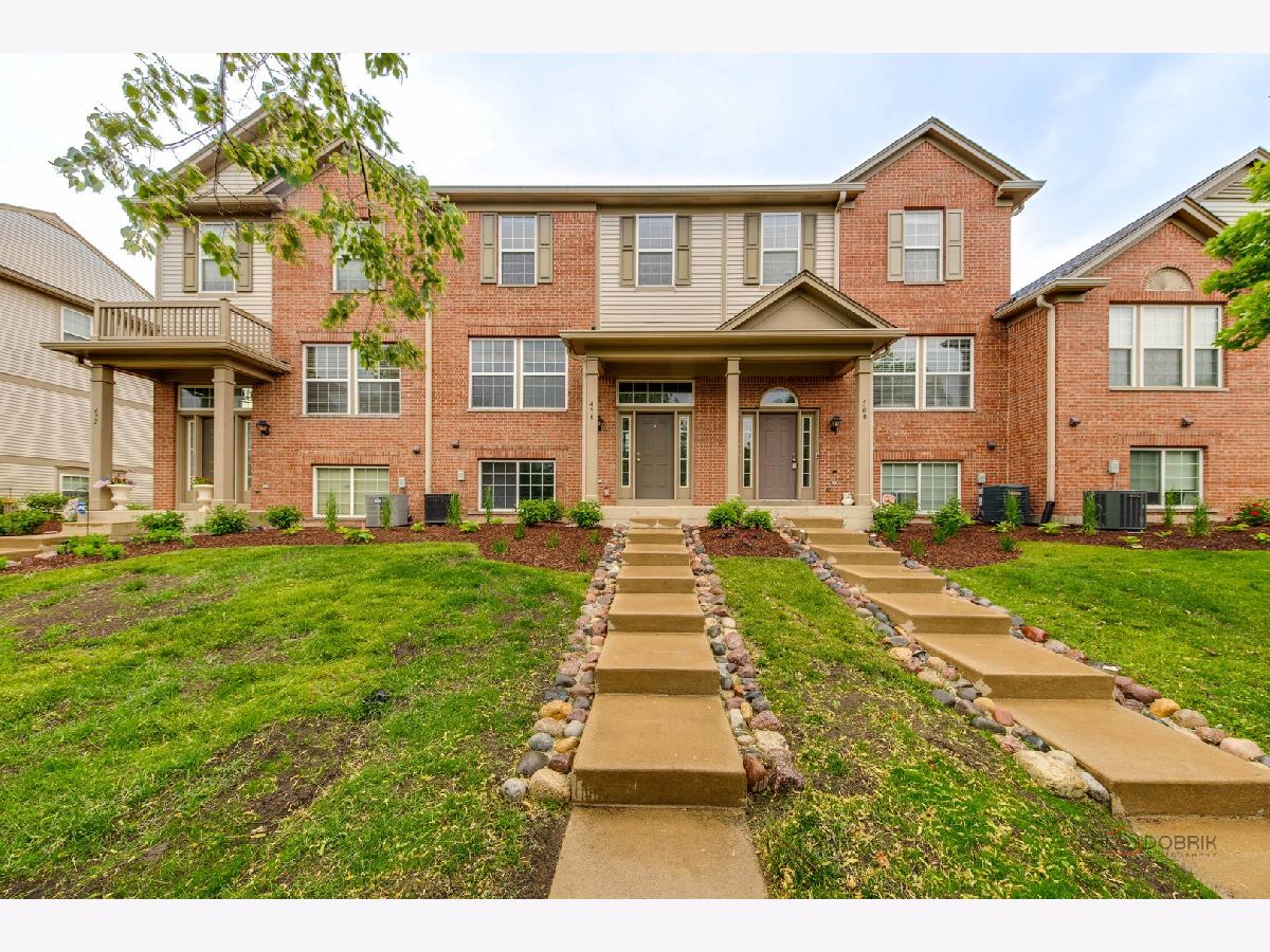 Townhomes & Condos Rented Madison Park Aurora Illinois, 496 Belvedere