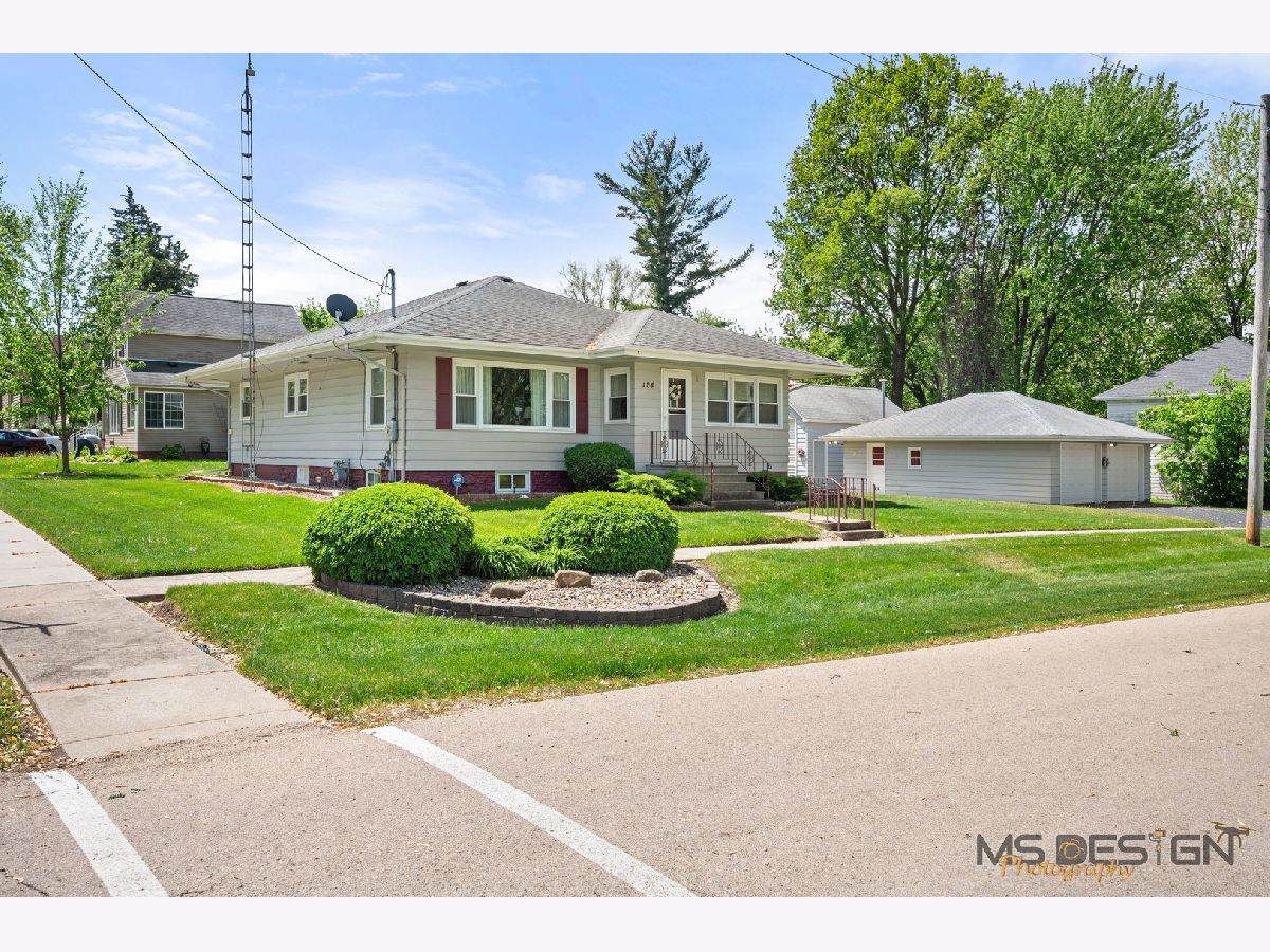  Sold Kingston Illinois, 124 2nd