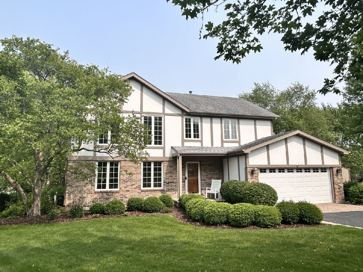 Homes Sold Woodland Meadows Grayslake Illinois, 17343 Hickory