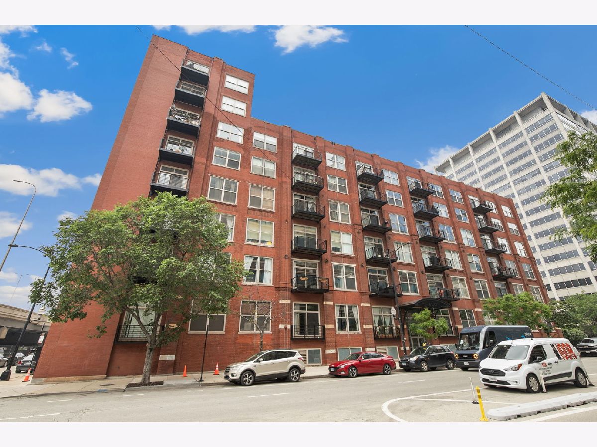 Condominiums Sold Gotham Lofts Chicago Illinois, 420 Clinton