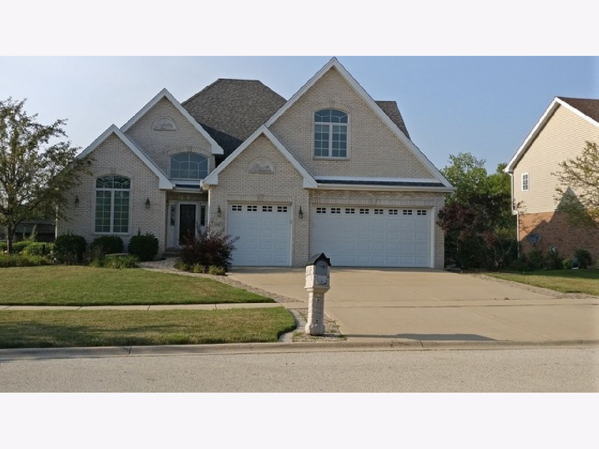  Rented Lemont Illinois, 16471 Harvest