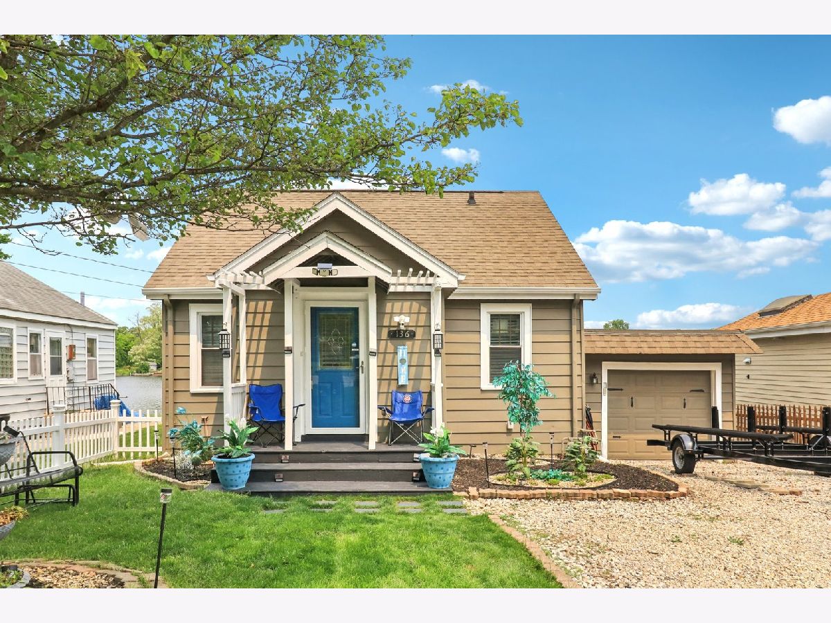  Sold Island Lake Illinois, 136 Shore