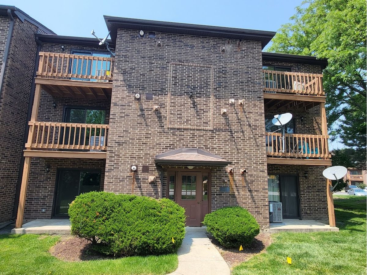Condominiums Sold The Trails At Abbeywood Lisle Illinois, 2238 Abbeywood