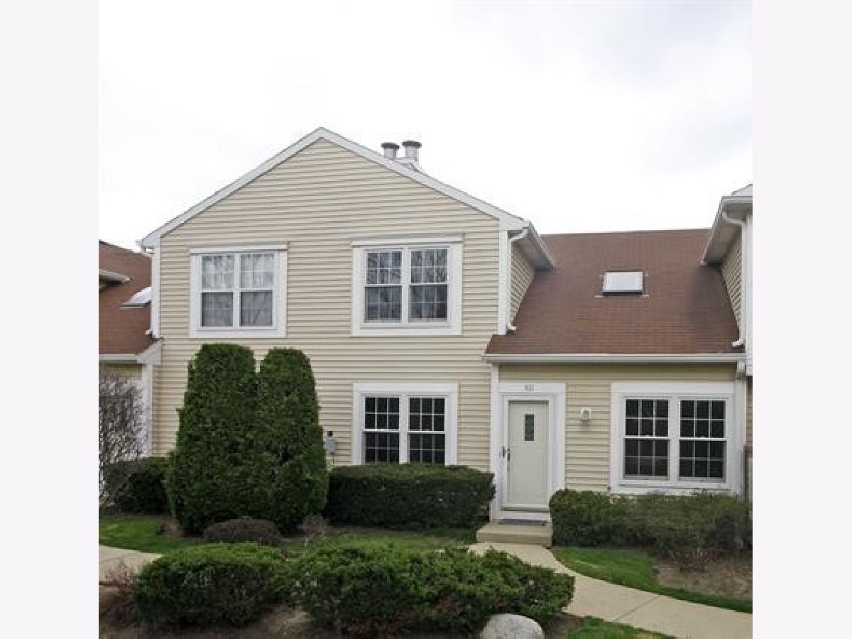 Townhomes & Condos Rented Le Parc Buffalo Grove Illinois, 511 Le Parc