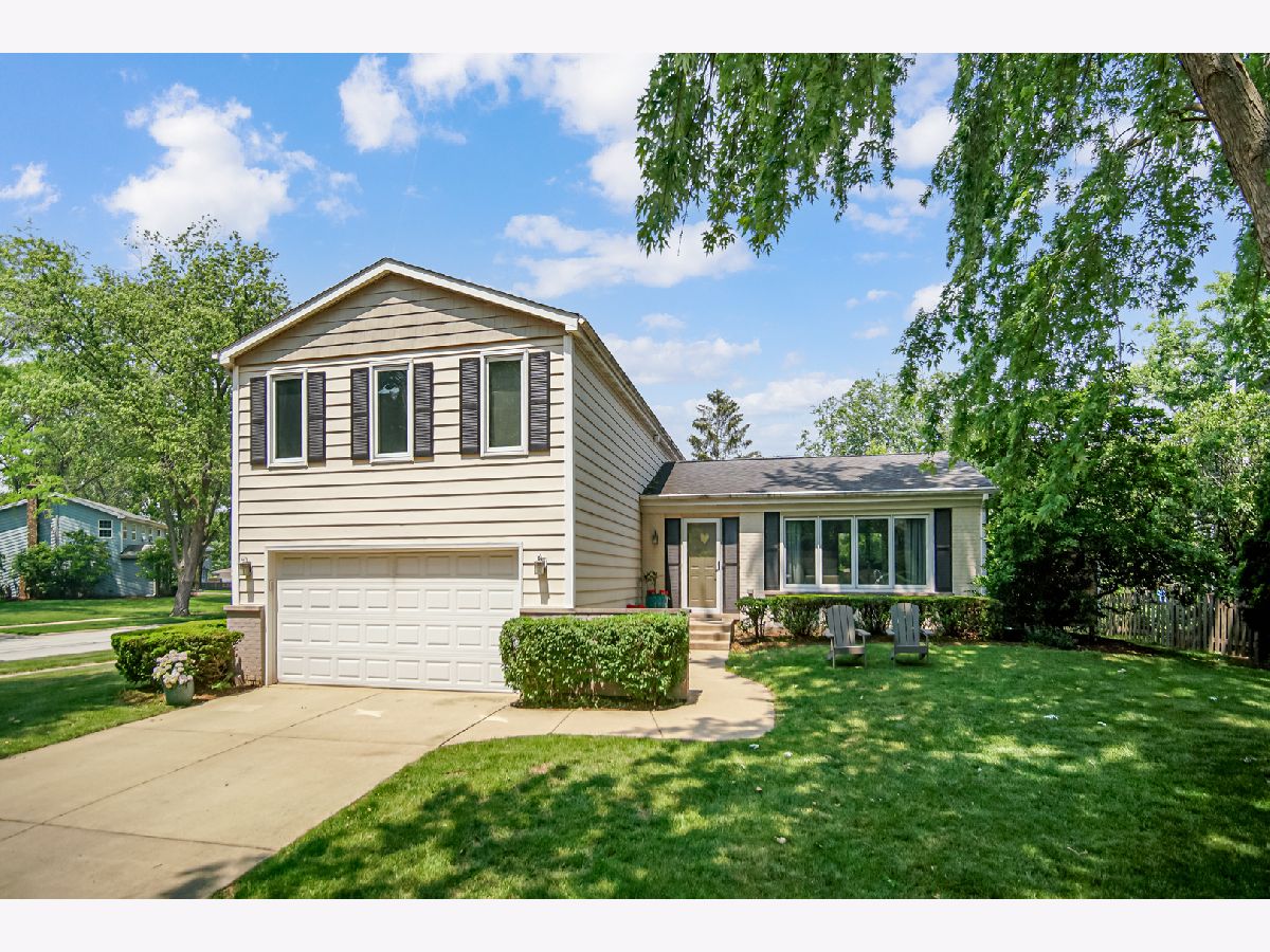 Homes & Townhomes & Condos Sold Steeple Run Naperville Illinois, 5S640 Bluff