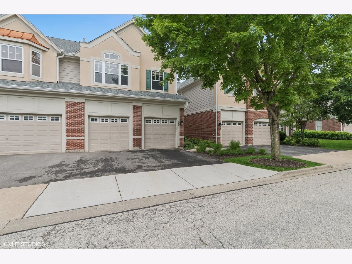 Townhomes & Condos Sold Pinehurst Vernon Hills Illinois, 357 Pine Lake
