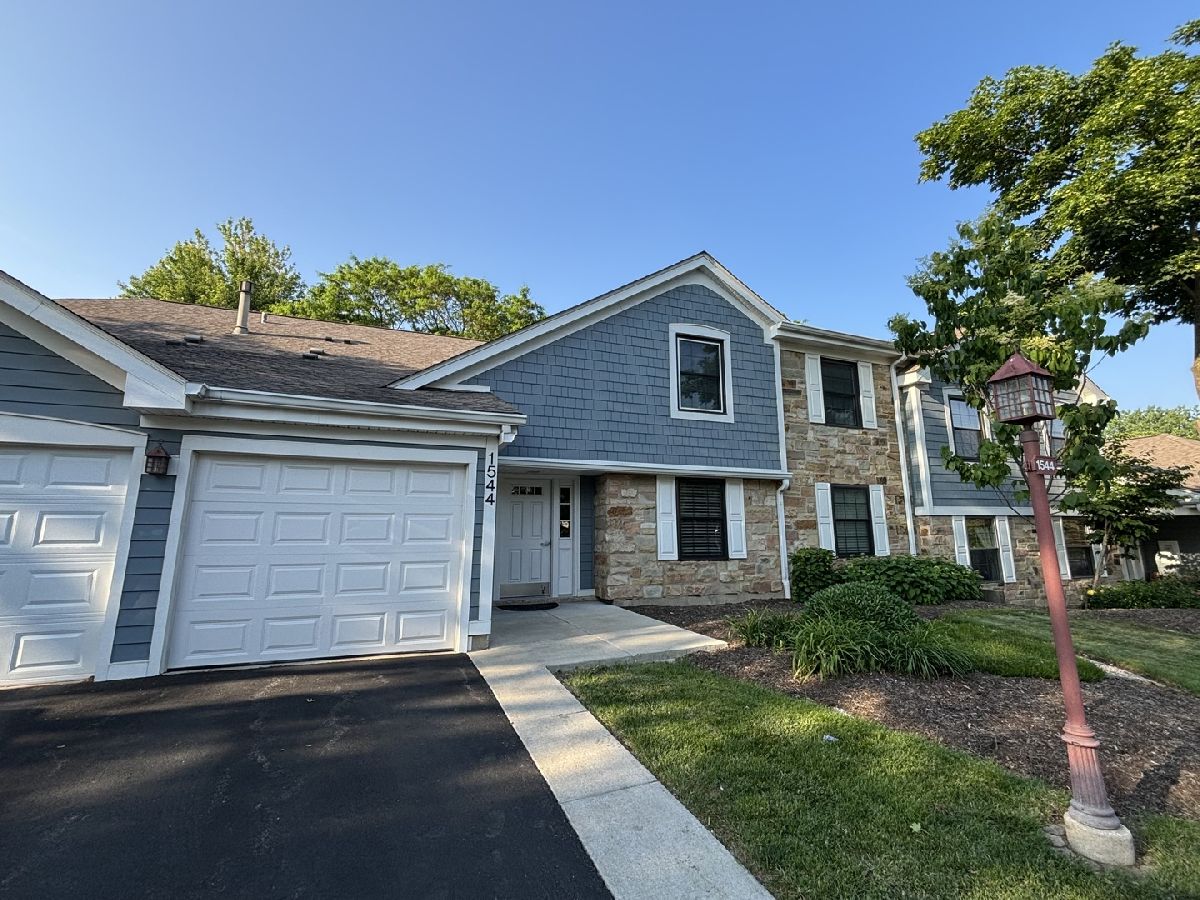 Condos & Townhomes Rented Lexington Green Schaumburg Illinois, 1544 Williamsburg