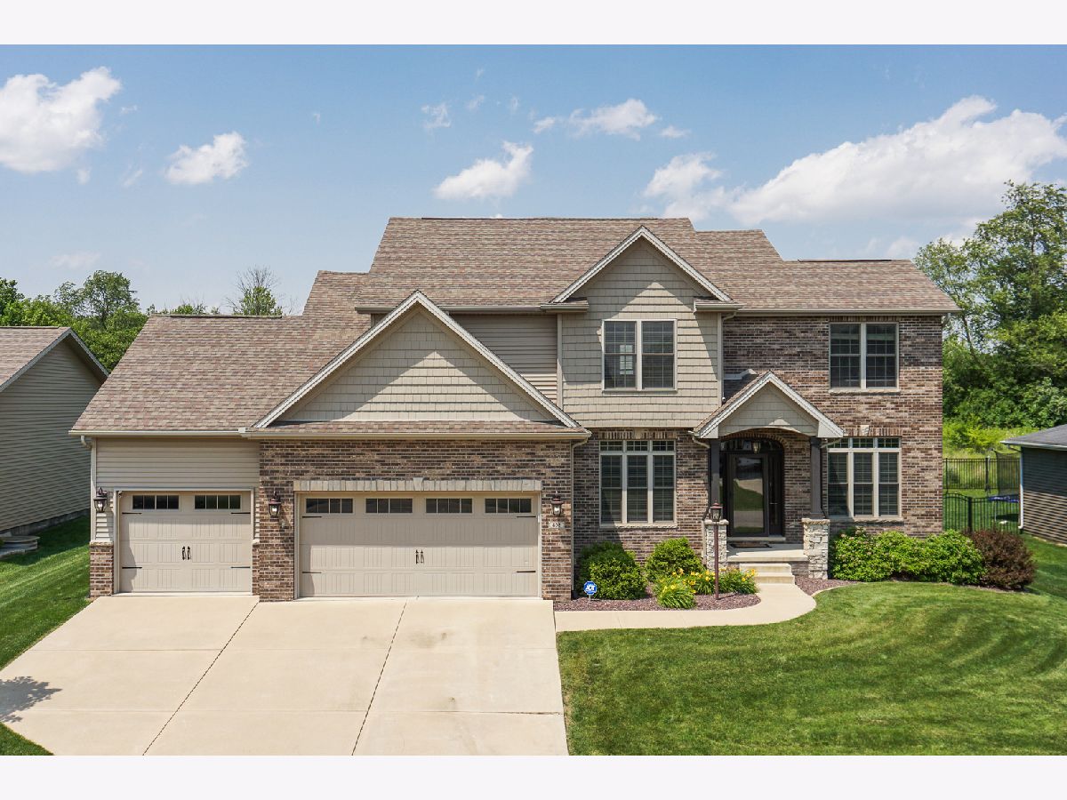  Sold Downs Illinois, 402 Raef