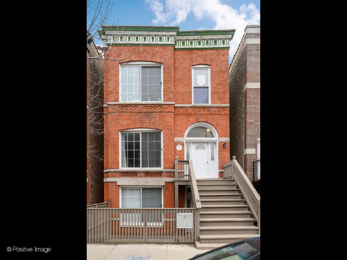 Condos & Townhomes & Homes Sold Bucktown Chicago Illinois, 2023 Armitage