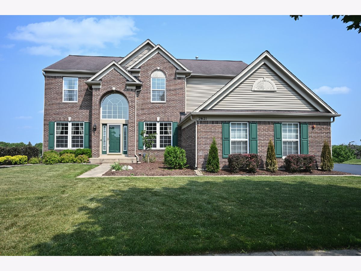  Sold West Dundee Illinois, 2621 Connolly