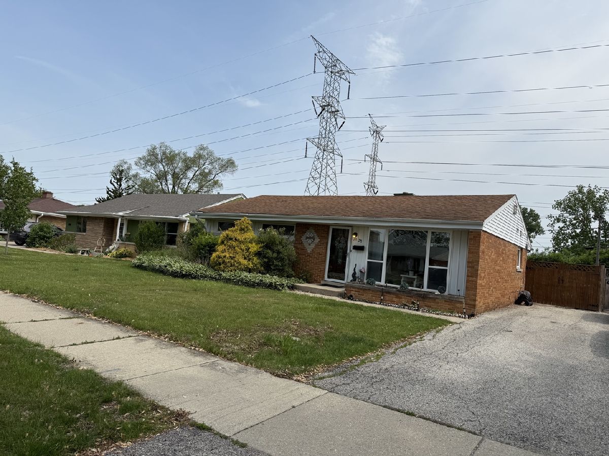 Rented Morton Grove Illinois, 7328 Arcadia