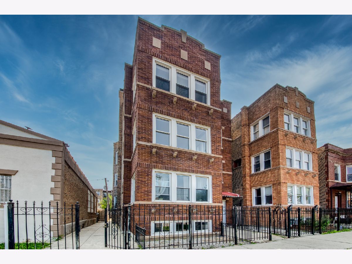  Rented Chicago Illinois, 1043 Christiana