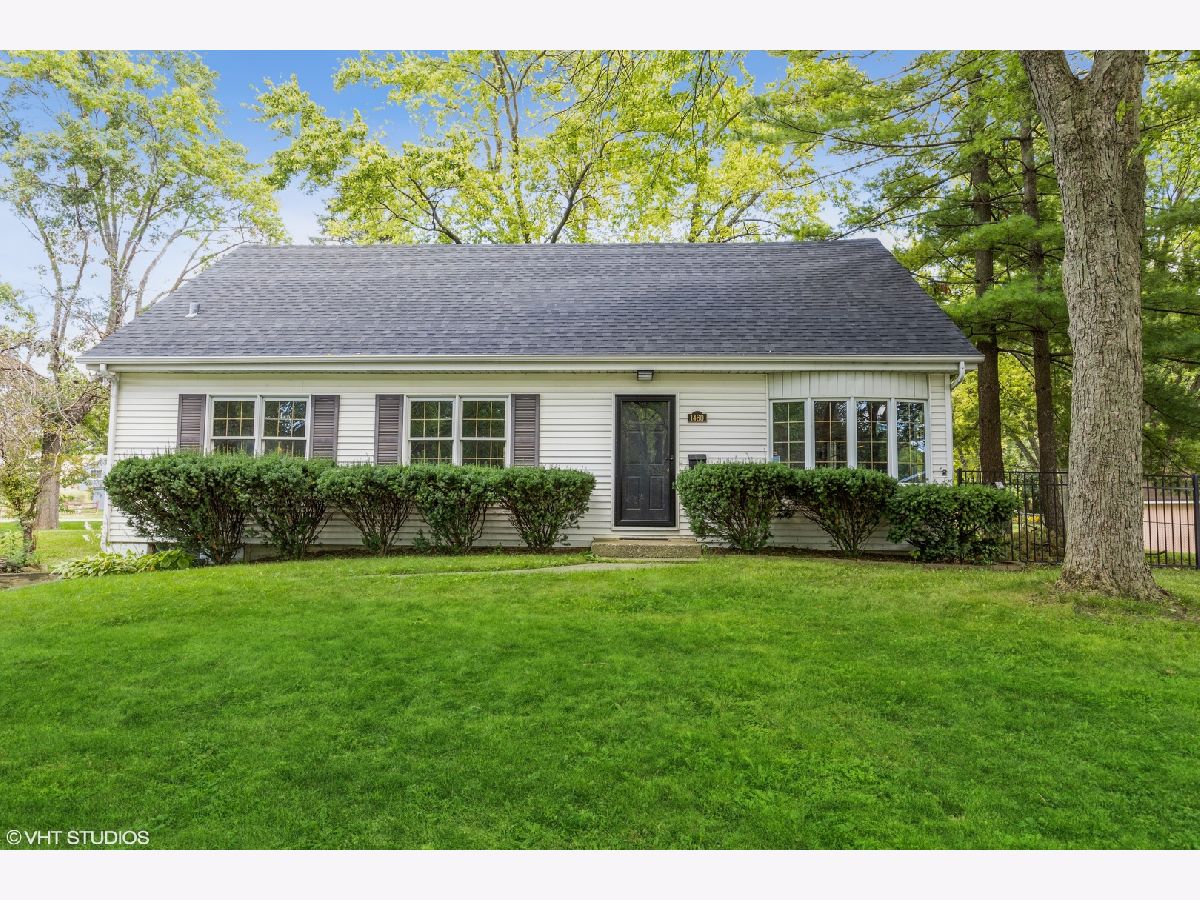  For Rent Naperville Illinois, 1460 Webster