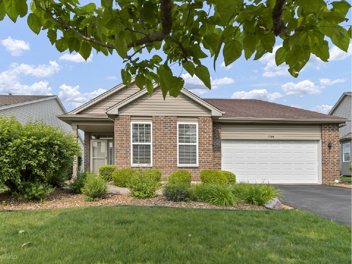 Homes & Townhomes & Condos Sold Lago Vista Lockport Illinois, 17104 Manitoba