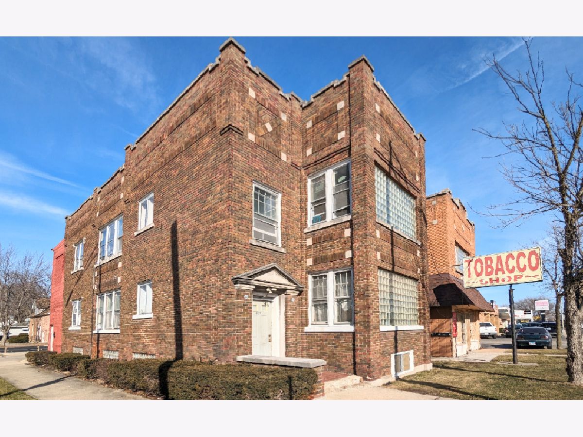  Rented Joliet Illinois, 827 Jefferson