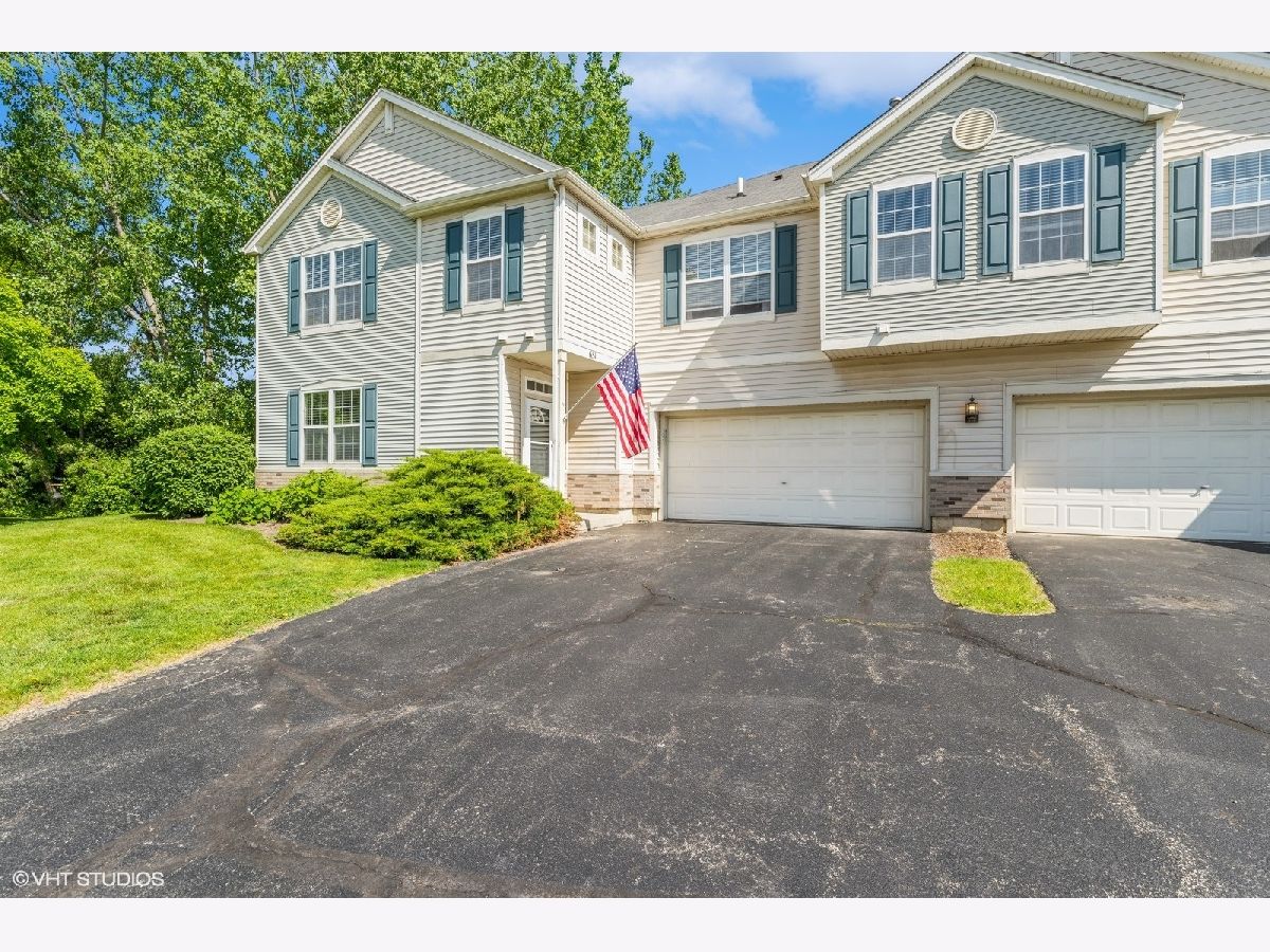 Homes & Townhomes & Condos Sold Lakemoor Farms Lakemoor Illinois, 631 Bridle