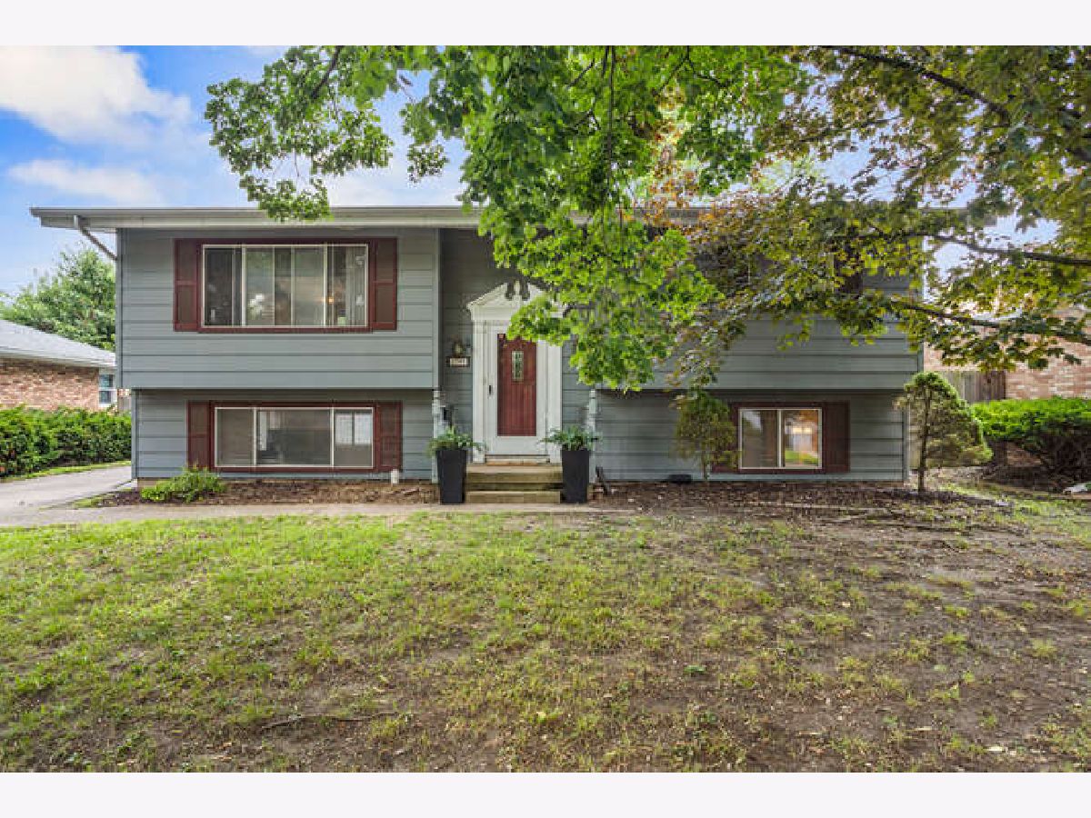 Homes Sold Amvets Homestead Urbana Illinois, 1709 Briarcliff